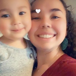 Meet your Posher, Cecelia